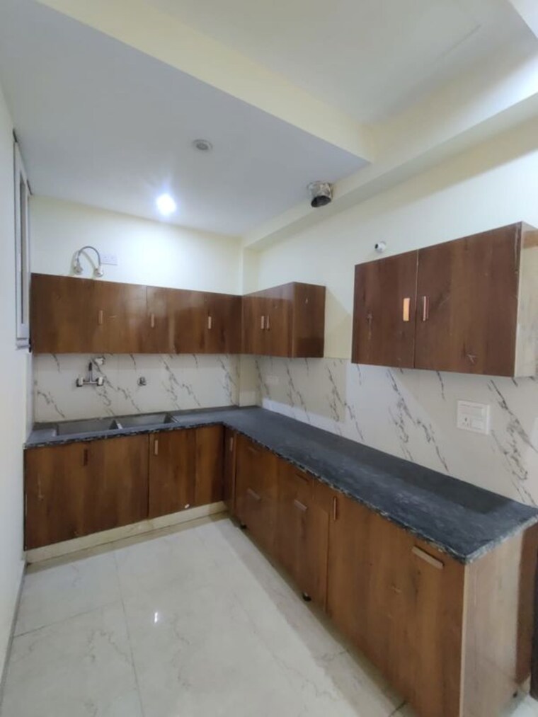 Kitchen, dehradun cantt 3 Bedroom 1700 Sq.Ft. Builder Floor In Dehradun Cantt Dehradun 10310760