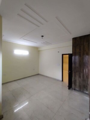 Room in 3 BHK Builder Floor at Dehradun Cantt – for Sale
