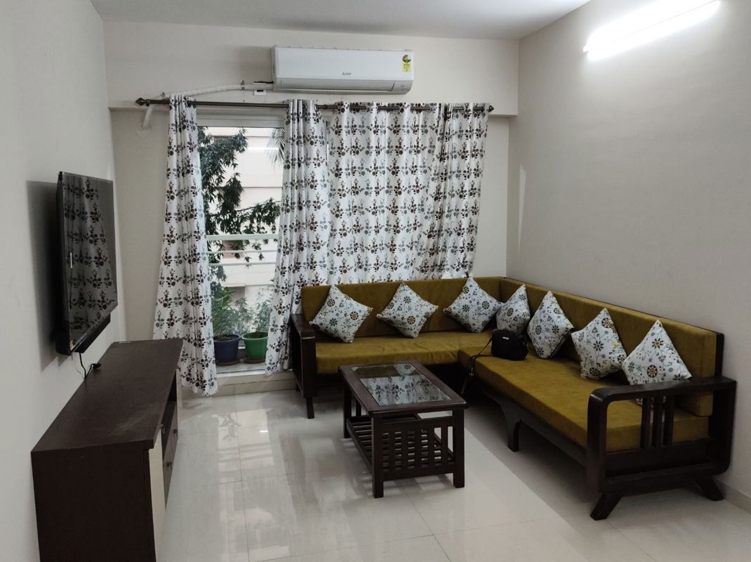 2 BHK Apartment For Rent in Sugee Atharva