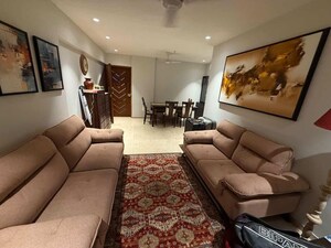 2 BHK Apartment For Rent in Kanta Apartments, Santacruz West