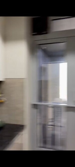 Room in 3 BHK Apartment at Oberoi Sky City, Borivali East – for Rent