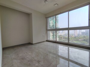 Room in 3 BHK Apartment at Kalpataru Immensa B, Kolshet Road – for Rent