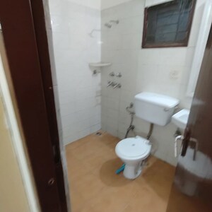 Bathroom in 2 BHK Builder Floor at Empire Floors, Sector 57 – for Rent