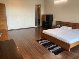 Bedroom in 4 BHK Apartment at Amanora Aspire Towerss, Hadapsar – for Rent