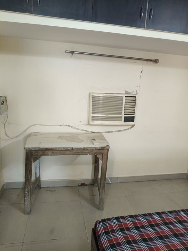 1 BHK Apartment For Rent in Arun Vihar Sector 37
