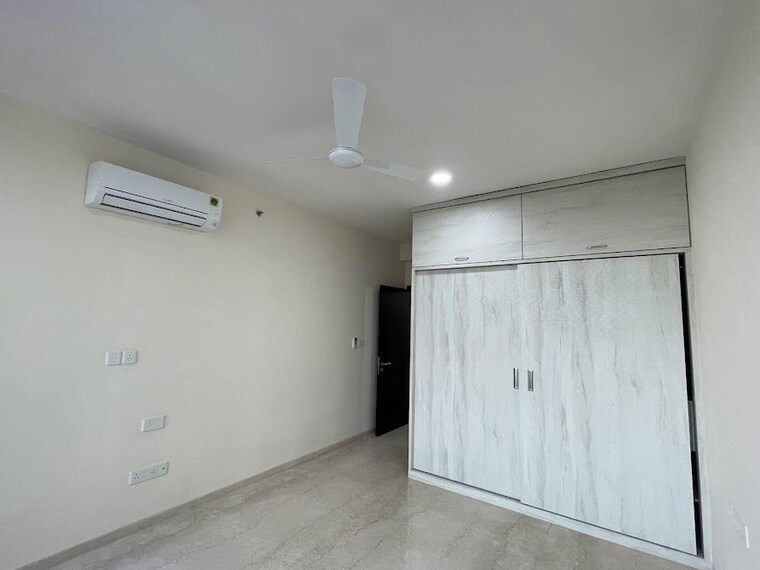 Room, oberoi-realty-esquire 3 Bedroom 1367 Sq.Ft. Apartment In Goregaon East Mumbai 10310714