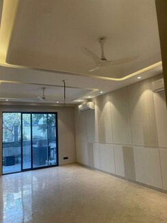 3.5 BHK + Pooja Room,Servant Room,Study Room,Extra Room Apartment For Rent in Defence Colony