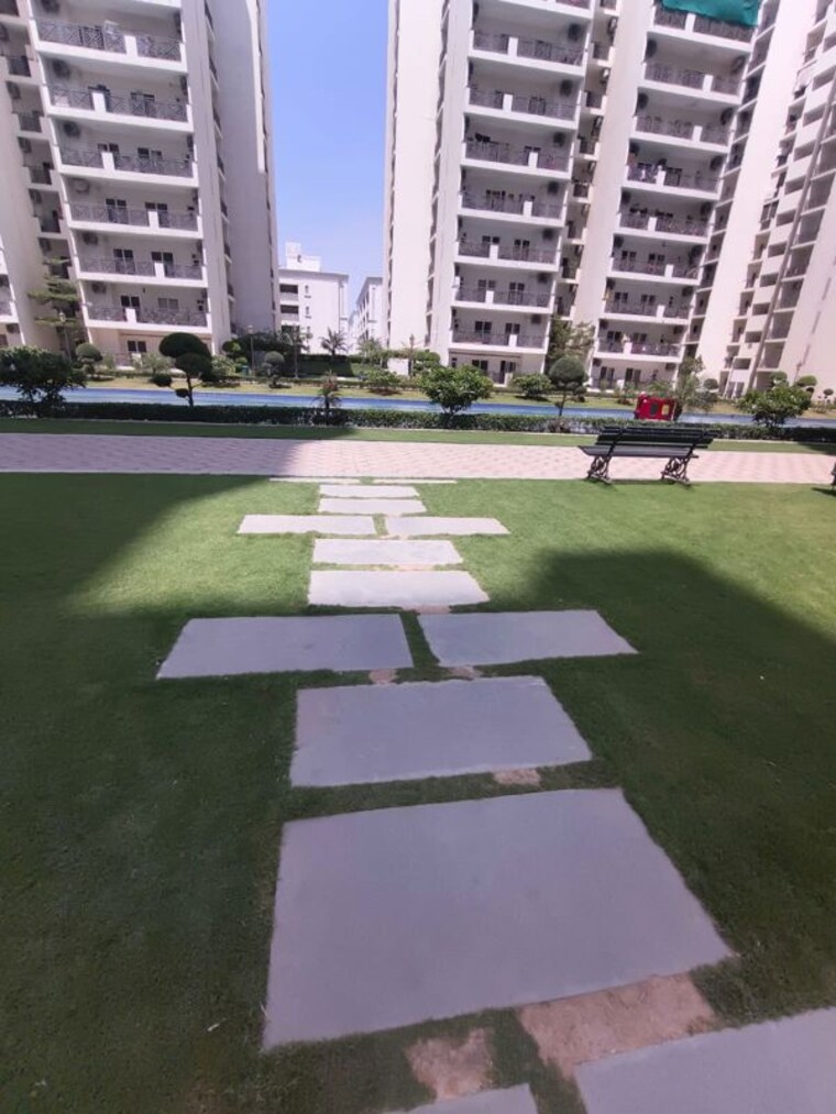 Balcony, central-park-flower-valley-aqua-front-towers 3 Bedroom 1789 Sq.Ft. Apartment In Sohna Sector 33 Gurgaon 10310858