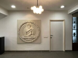 Room in 3 BHK Apartment at Trendset Valley View, Banjara Hills – for Rent