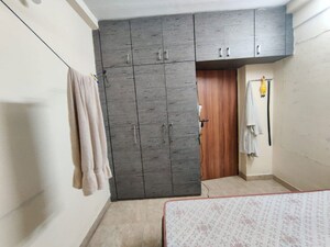 Room in 2 BHK Apartment at Valley Shilp, Kharghar Sector 36 – for Rent