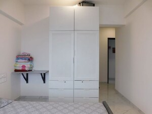 Bedroom in 3.5 BHK Apartment at Shubham Trident, Chembur – for Rent