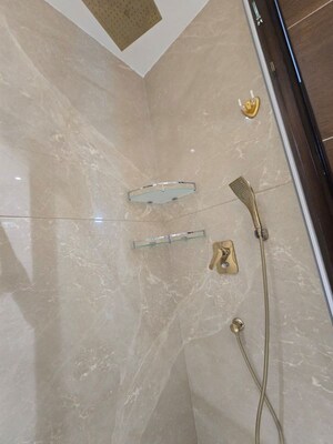 Bathroom in 4 BHK Apartment at Safdarjung Enclave – for Rent