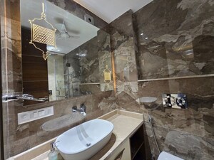 Bathroom in 4 BHK Apartment at Safdarjung Enclave – for Rent