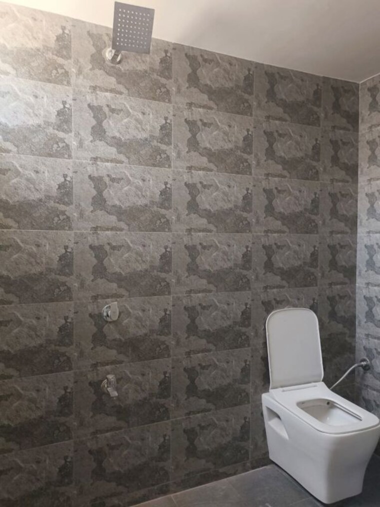 Bathroom, tadwadi 1 Bedroom 1000 Sq.Ft. Independent House In Tadwadi Surat 10310921