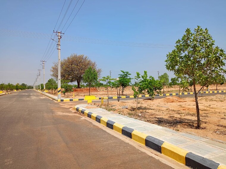 Garden, cbc-cosmopolis  190 Sq.Yd. Plot In Mirkhanpet Hyderabad 10310930
