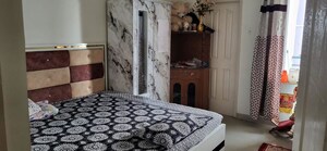 Bedroom in 2.5 BHK Apartment at Mahagun Moderne, Sector 78 – for Rent