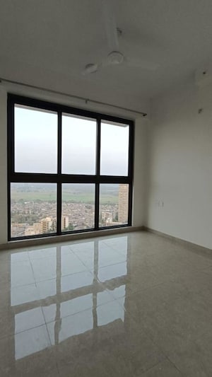 Room in 2 BHK Apartment at Runwal Bliss, Kanjurmarg East – for Rent