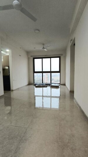 Room in 2 BHK Apartment at Runwal Bliss, Kanjurmarg East – for Rent