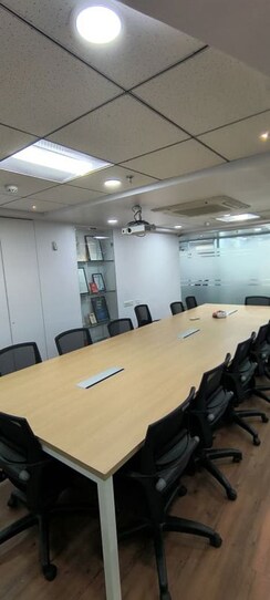 Office Space For Rent in Makarba