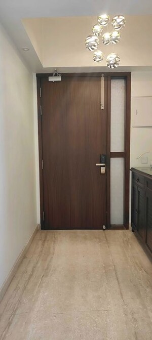 3 BHK Apartment – Entrance View at Amanora Gateway Towers, Hadapsar - for Rent