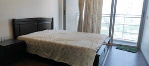 Bedroom in 3 BHK Apartment at Amanora Gateway Towers, Hadapsar – for Rent
