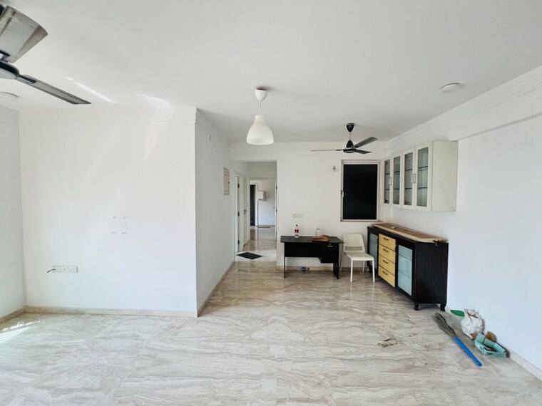 Room, hiranandani-astra 2 Bedroom 748 Sq.Ft. Apartment In Ghodbunder Road Thane 10311009