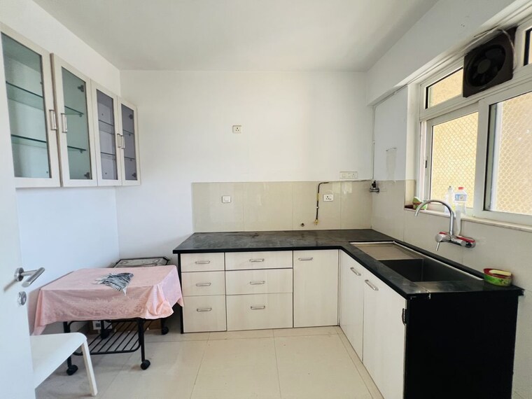 Kitchen, hiranandani-astra 2 Bedroom 748 Sq.Ft. Apartment In Ghodbunder Road Thane 10311009