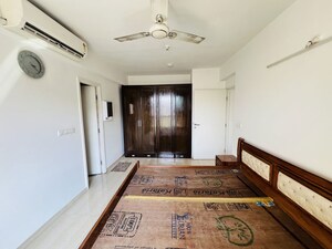 Bedroom in 2 BHK Apartment at Hiranandani Astra, Ghodbunder Road – for Rent