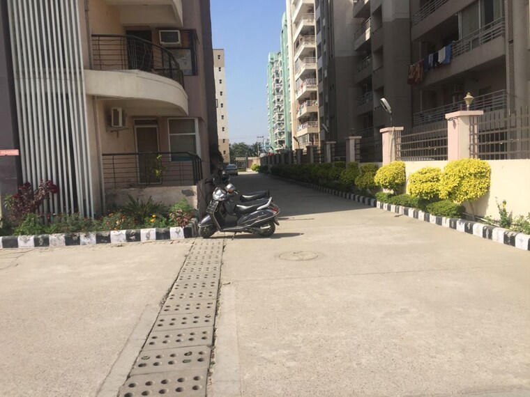 Exterior View, new-shivalik-society 3 Bedroom 2200 Sq.Ft. Apartment In Sector 51 Gurgaon 10311008