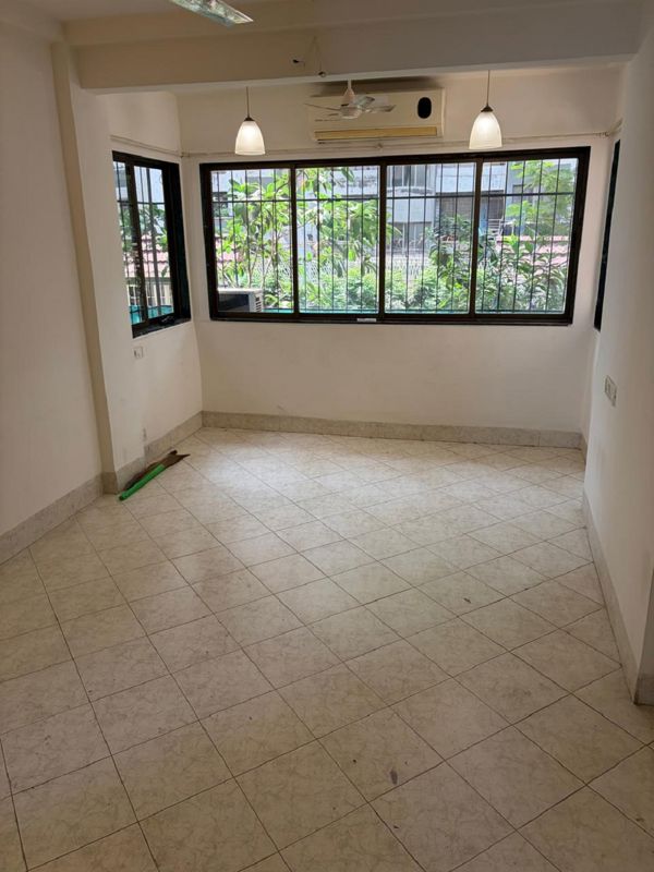 2 BHK + Pooja Room Apartment For Rent in Bandra West