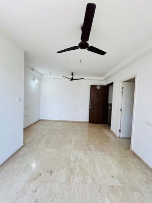 Room in 2 BHK Apartment at Hiranandani Delanna, Ghodbunder Road – for Rent