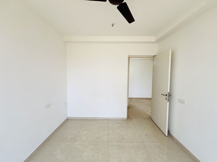Room, hiranandani-delanna 2 Bedroom 705 Sq.Ft. Apartment In Ghodbunder Road Thane 10311080