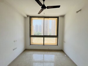 Room in 2 BHK Apartment at Hiranandani Delanna, Ghodbunder Road – for Rent