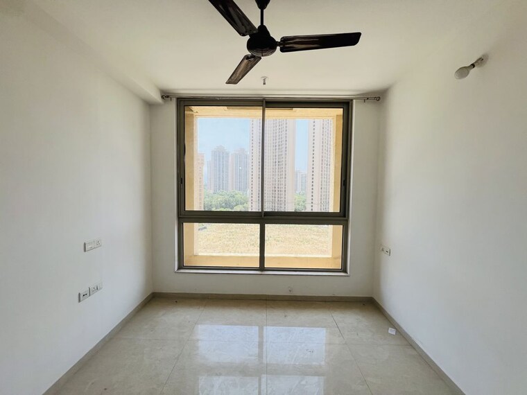 Room, hiranandani-delanna 2 Bedroom 705 Sq.Ft. Apartment In Ghodbunder Road Thane 10311080