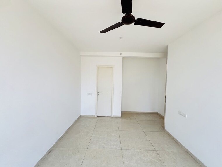 Room, hiranandani-delanna 2 Bedroom 705 Sq.Ft. Apartment In Ghodbunder Road Thane 10311080