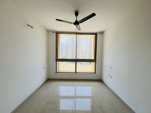 Room in 2 BHK Apartment at Hiranandani Delanna, Ghodbunder Road – for Rent
