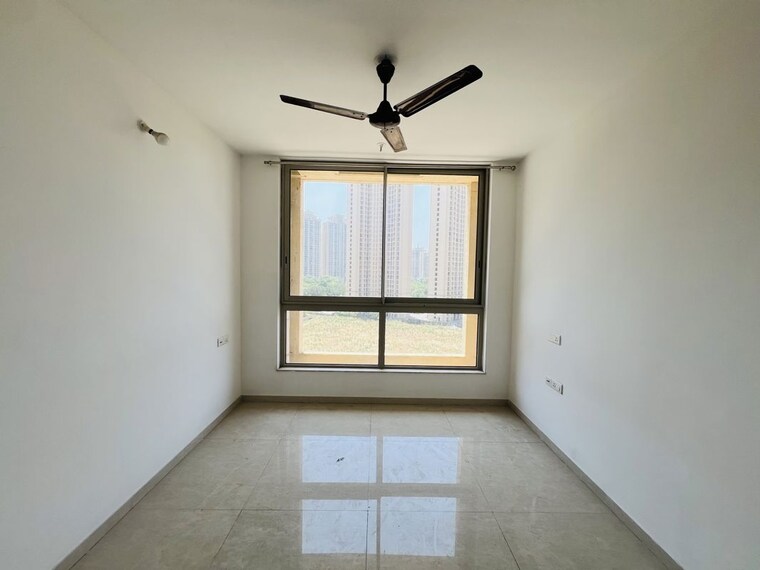 Room, hiranandani-delanna 2 Bedroom 705 Sq.Ft. Apartment In Ghodbunder Road Thane 10311080