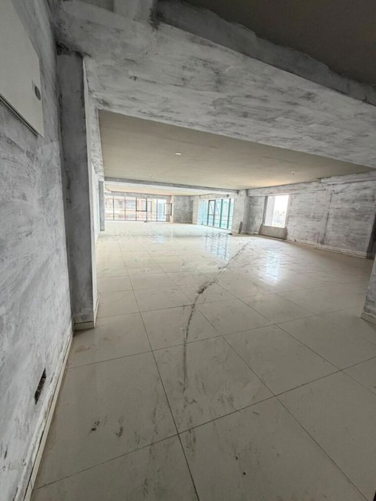 Bathroom, vaishnodevi circle Commercial Office Space 5058 Sq.Ft. In Vaishnodevi Circle Ahmedabad 10311104
