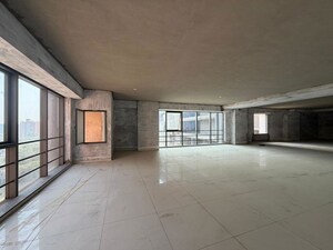 Parking in  Office Space at Vaishnodevi Circle – for Rent