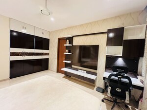 Team Area in 3 BHK Apartment at One Hiranandani Park Willowcrest, Ghodbunder Road – for Rent