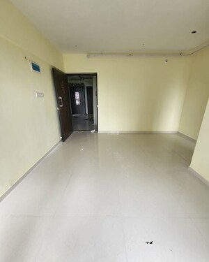 2 BHK Apartment For Rent in DGS Sheetal Dharmaraj, Malad West