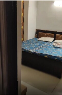 2.5 BHK + Store Room Apartment For Rent in M R Platinum 321