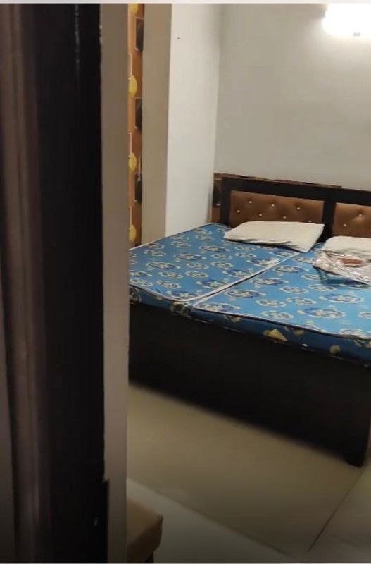 2.5 BHK + Store Room Apartment For Rent in M R Platinum 321