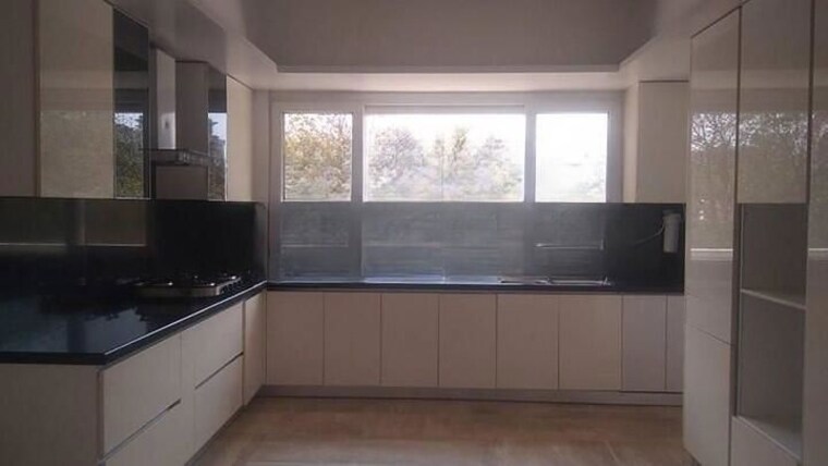 Kitchen, amar-renaissance 4 Bedroom 3700 Sq.Ft. Apartment In Ghorpadi Pune 10311062