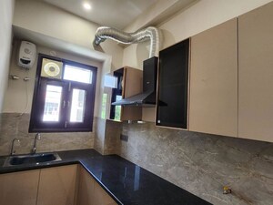 Living Room in 1 BHK Builder Floor at Ardee City, Sector 52 – for Rent