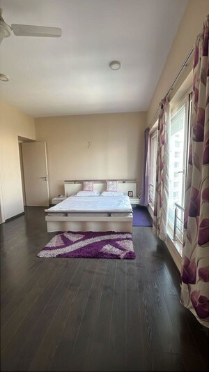 Bedroom in 4 BHK Apartment at Amar Renaissance, Ghorpadi – for Rent
