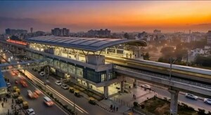  Shop – Exterior View View at Royal Arcade Anand Vihar, Anand Vihar - for Sale