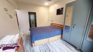 Bedroom in 2 BHK Apartment at Pascoal Square, Santacruz East – for Rent