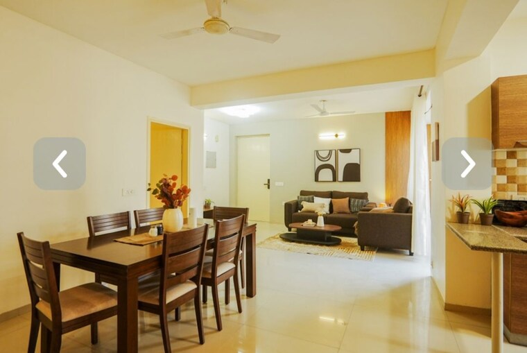 Living Room, tulip-violet 3 Bedroom 1608 Sq.Ft. Apartment In Sector 69 Gurgaon 10311171