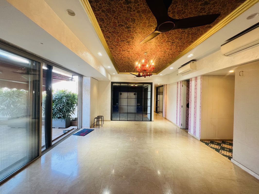 3 BHK 1300 Sq.Ft. Apartment in Hiranandani ParK Clifton